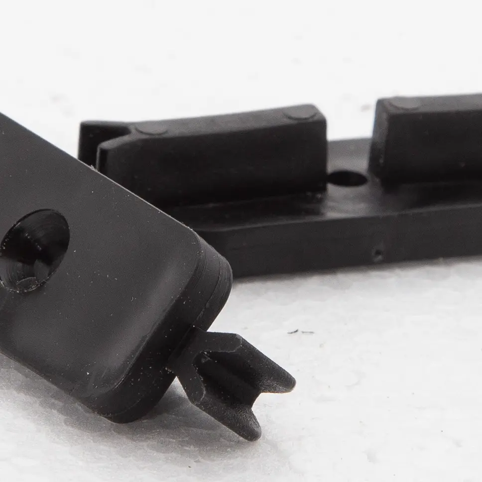 ProfiTrend Lefogóklipsz | műanyag, 50mm x 18mm x 12mm